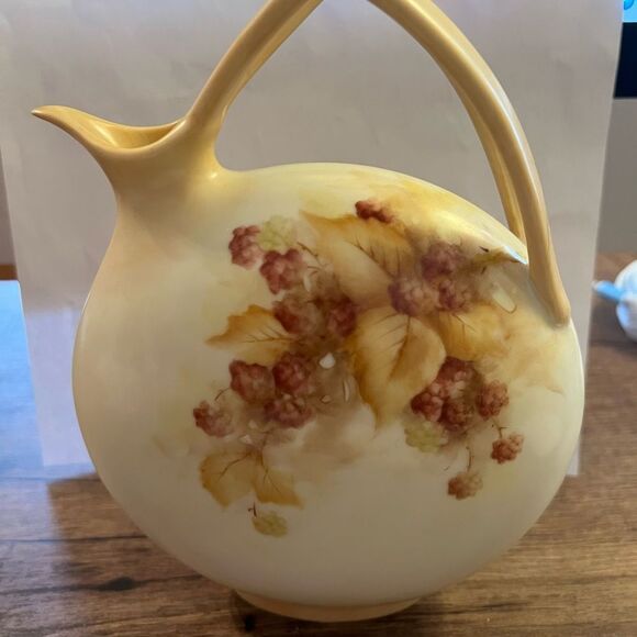 Ornate Pitcher - Picture 3 of 5